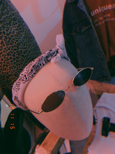 SHADE ON ME (1487181185059)